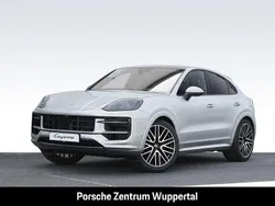 Dolomitsilbermetallic Gebraucht 2025 Porsche Cayenne SUV | 119.700 €