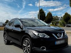 Schwarz Gebraucht 2017 Nissan Qashqai SUV | 14.800 € (Fairer Preis)