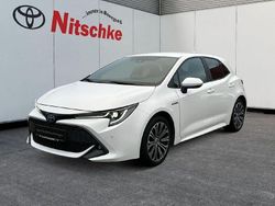 Super white 2 Gebraucht 2021 Toyota Corolla Team Limousine | 20.990 € (Fairer Preis)