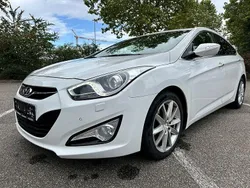 Weiß Gebraucht 2013 Hyundai i40 Premium Limousine | 6.870 € (Fairer Preis)