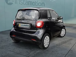 Schwarz Gebraucht 2020 Smart ForTwo Electric Drive Coupé | 8.288 € (Fairer Preis)