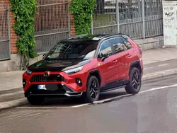 Rot Gebraucht 2023 Toyota RAV4 Hybrid Sport SUV | 47.800 € (Etwas zu teuer)
