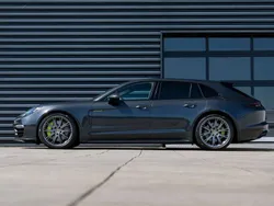 Schwarz Gebraucht 2019 Porsche Panamera 4 Sport Turismo Limousine | 59.990 € (Superpreis)