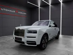 Weiß Gebraucht 2023 Rolls Royce Cullinan SUV | 414.440 €