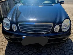 Schwarz Gebraucht 2005 Mercedes 220 Limousine | 8.500 €