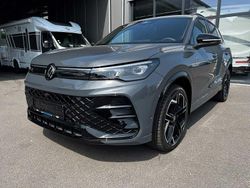 Delfingrau metallic (metallic) Gebraucht 2024 VW Tiguan R-line SUV | 43.480 € (Guter Preis)