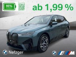 Blau Gebraucht 2023 BMW iX Sport Line SUV | 64.900 € (Fairer Preis)