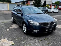 Grau Gebraucht 2012 Kia Ceed 2 Kombi | 3.999 € (Superpreis)