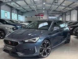 Grau Gebraucht 2022 Cupra Leon VZ Limousine | 31.680 € (Etwas zu teuer)