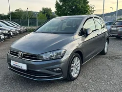 Grau Gebraucht 2019 VW Golf Sportsvan Highline Van / Kleinbus | 11.900 € (Guter Preis)