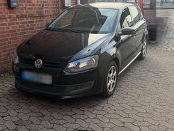 Gebraucht 2011 VW Polo Limousine | 3.500 € (Etwas zu teuer)