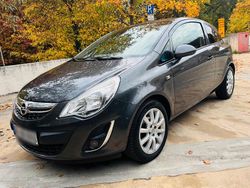 Grau Gebraucht 2012 Opel Corsa Kleinwagen | 3.799 € (Etwas zu teuer)