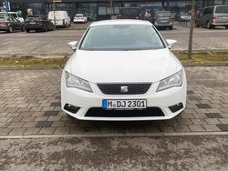 Weiß Gebraucht 2013 Seat Leon Style Kleinwagen | 5.700 € (Guter Preis)