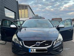 Blau Gebraucht 2013 Volvo S60 R-Design Limousine | 13.000 € (Fairer Preis)