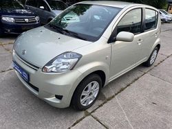 Gelb Gebraucht 2008 Daihatsu Sirion Kleinwagen | 6.790 € (Teuer)