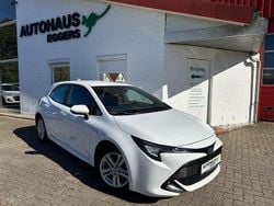 Weiß Gebraucht 2021 Toyota Corolla Hybrid Business Edition Limousine | 19.850 € (Guter Preis)