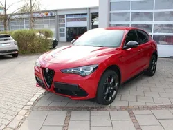 Rot Gebraucht 2023 Alfa Romeo Stelvio Competizione SUV | 45.900 € (Teuer)