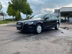 Schwarz Gebraucht 2018 Audi A3 Sportback Limousine | 14.990 € (Fairer Preis)