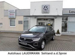 Schwarz Gebraucht 2023 VW T-Roc Life SUV | 28.590 € (Fairer Preis)
