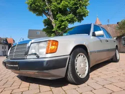 Silber Gebraucht 1992 Mercedes E280 Sportline Kombi | 13.990 €
