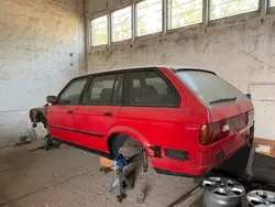 Rot Gebraucht 1995 BMW 324 Kombi | 5.249 €