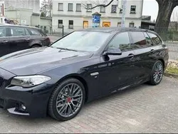 Schwarz Gebraucht 2015 BMW 520 M Sport Kombi | 23.000 €