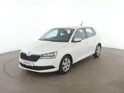 Weiß Gebraucht 2021 Skoda Fabia Cool Plus Limousine | 12.600 € (Guter Preis)