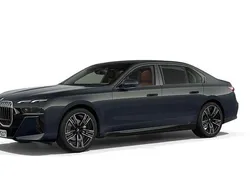 Grau Neu 2025 BMW 740 Sport Line Limousine | 139.000 €