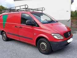 Rot Gebraucht 2005 Mercedes Vito Van / Kleinbus | 3.800 € (Guter Preis)