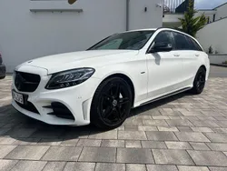 Weiß Gebraucht 2020 Mercedes C220 AMG Kombi | 27.900 € (Fairer Preis)