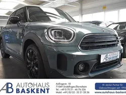 Grün Gebraucht 2022 Mini Cooper Countryman Classic SUV | 24.890 € (Guter Preis)
