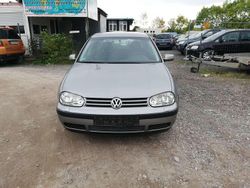Silber Gebraucht 2003 VW Golf IV Comfortline Limousine | 1.250 € (Guter Preis)