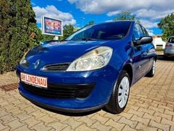 Blau Gebraucht 2005 Renault Clio III Expression Limousine | 2.699 € (Etwas zu teuer)