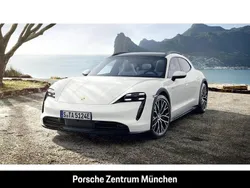 Weiß Gebraucht 2022 Porsche Taycan Cross Turismo Limousine | 68.900 € (Fairer Preis)