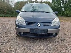 Grau Gebraucht 2006 Renault Scénic II Exception Van / Kleinbus | 1.390 € (Fairer Preis)