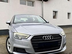 Grau Gebraucht 2019 Audi A3 Sportback Kleinwagen | 17.800 € (Fairer Preis)