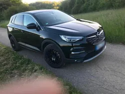 Schwarz Gebraucht 2018 Opel Grandland X SUV | 12.750 € (Fairer Preis)