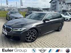 Grau Gebraucht 2022 BMW 540 Performance Kombi | 39.999 € (Guter Preis)
