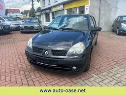 Schwarz Gebraucht 2003 Renault Clio II Extreme Limousine | 1.750 € (Fairer Preis)