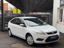 Weiß Gebraucht 2009 Ford Focus Style Limousine | 2.499 € (Fairer Preis)