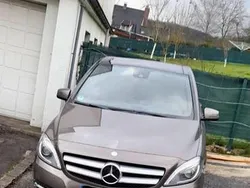 Braun Gebraucht 2012 Mercedes B200 Van / Kleinbus | 9.250 € (Fairer Preis)
