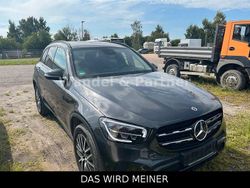 Grau Gebraucht 2022 Mercedes GLC300e SUV | 39.850 € (Fairer Preis)