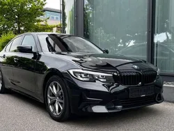 Schwarz Gebraucht 2022 BMW 320 Sport Line Limousine | 26.900 € (Fairer Preis)