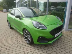 Mean green Gebraucht 2022 Ford Puma ST Limousine | 26.380 € (Fairer Preis)