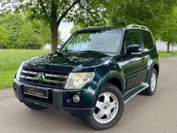 Grün Gebraucht 2008 Mitsubishi Montero Instyle SUV | 11.900 €