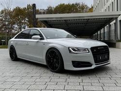 Weiß Gebraucht 2017 Audi S8 plus Comfort Limousine | 49.990 € (Fairer Preis)