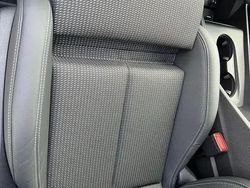 Gletscherweiß metallic Gebraucht 2024 Audi Q4 Sportback e-tron Basis SUV | 66.790 €