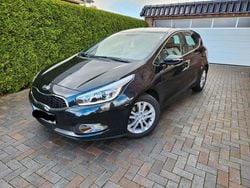 Schwarz Gebraucht 2014 Kia Ceed GT Vision Limousine | 9.200 €