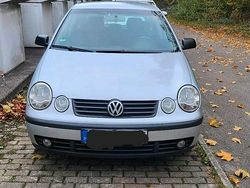 Silber Gebraucht 2004 VW Polo Kleinwagen | 2.200 € (Teuer)