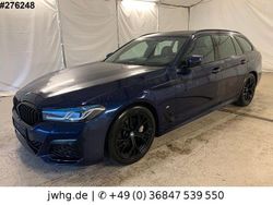 Tansanitblau (metallic) Gebraucht 2022 BMW 530 M Sport Kombi | 29.750 € (Guter Preis)
